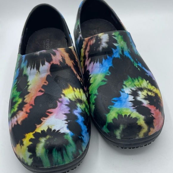 Crocs On The Clock Work Slip On Tie-dye Dual Comfort Slip Resistant Shoes Size 9 - Picture 4 of 4